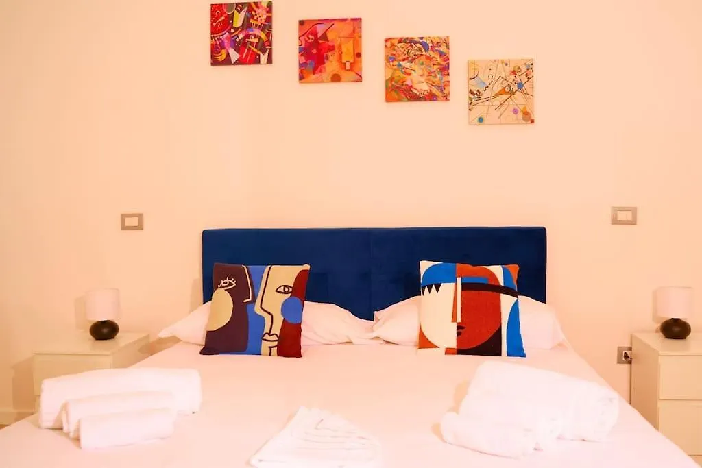 Suite TraStazione & Policlinico 500Mt Dal Centro Bari Italien