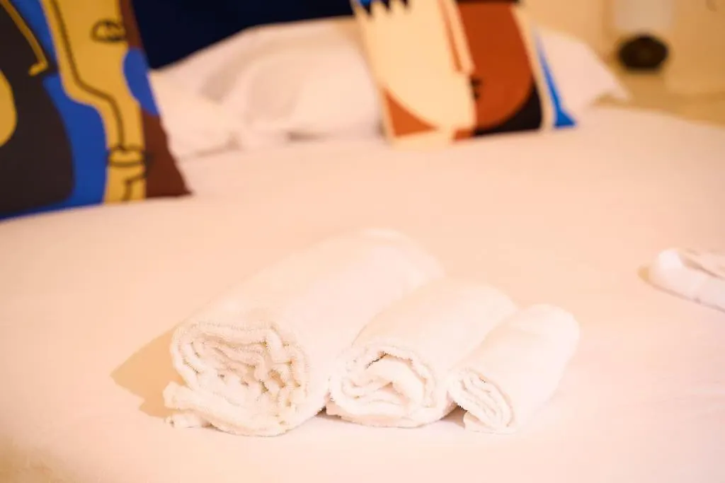 Lejlighed Suite TraStazione & Policlinico 500Mt Dal Centro Bari Italien