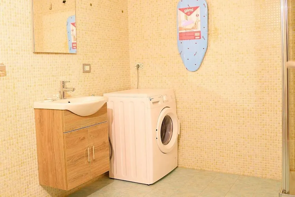 Lejlighed Suite TraStazione & Policlinico 500Mt Dal Centro Bari